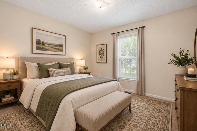 105 Mckenzie Circle, Clayton, NC 27520
