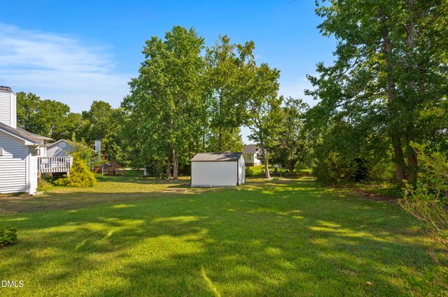 105 Mckenzie Circle, Clayton, NC 27520