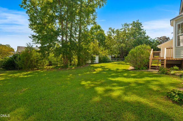 105 Mckenzie Circle, Clayton, NC 27520