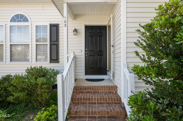 105 Mckenzie Circle, Clayton, NC 27520