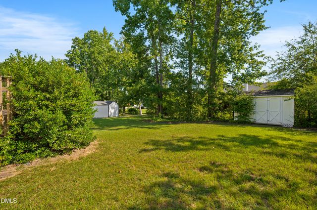 105 Mckenzie Circle, Clayton, NC 27520