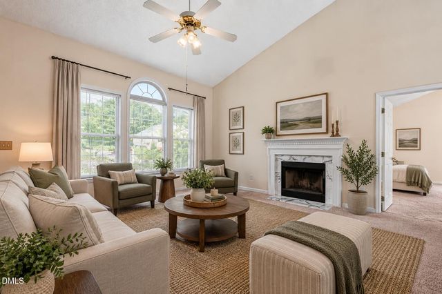 105 Mckenzie Circle, Clayton, NC 27520