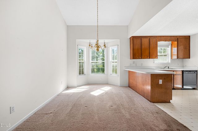 105 Mckenzie Circle, Clayton, NC 27520