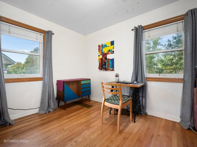 18646 Palmer Circle, Homewood, IL 60430