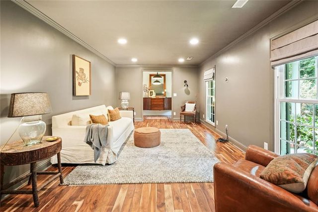 5680 Lake Forrest Drive NW, Sandy Springs, GA 30342