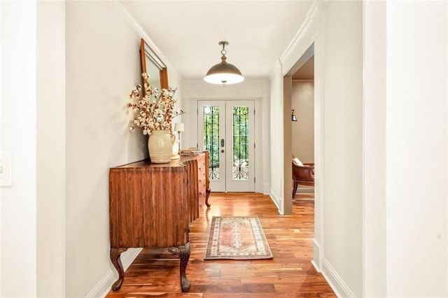 5680 Lake Forrest Drive NW, Sandy Springs, GA 30342
