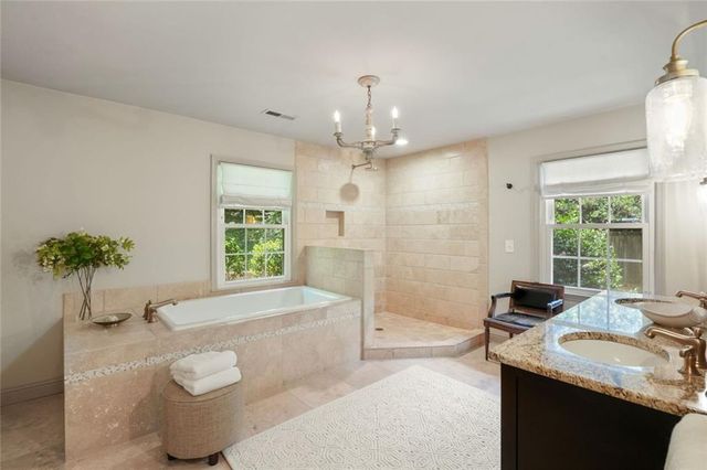 5680 Lake Forrest Drive NW, Sandy Springs, GA 30342