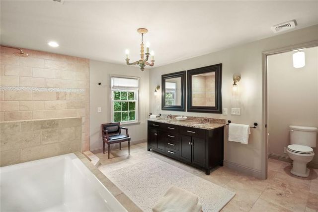 5680 Lake Forrest Drive NW, Sandy Springs, GA 30342