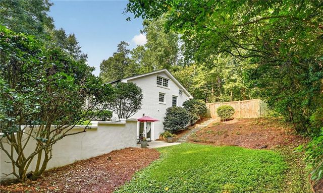 5680 Lake Forrest Drive NW, Sandy Springs, GA 30342