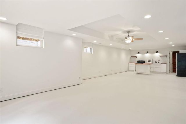 5680 Lake Forrest Drive NW, Sandy Springs, GA 30342