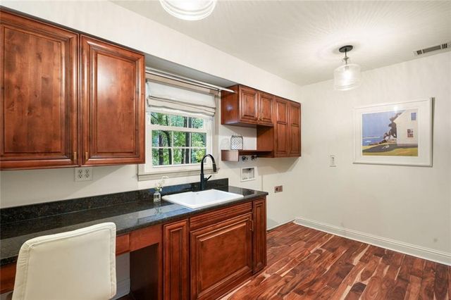 5680 Lake Forrest Drive NW, Sandy Springs, GA 30342