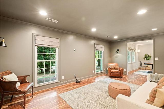 5680 Lake Forrest Drive NW, Sandy Springs, GA 30342