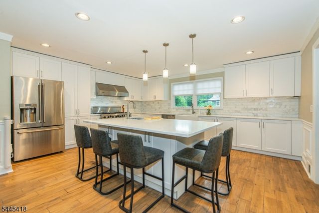 38 Valley View Ave, Summit City, NJ 07901
