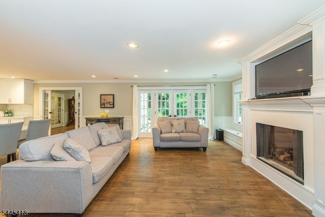 38 Valley View Ave, Summit City, NJ 07901