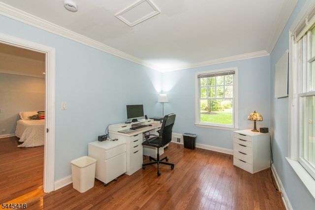 38 Valley View Ave, Summit City, NJ 07901