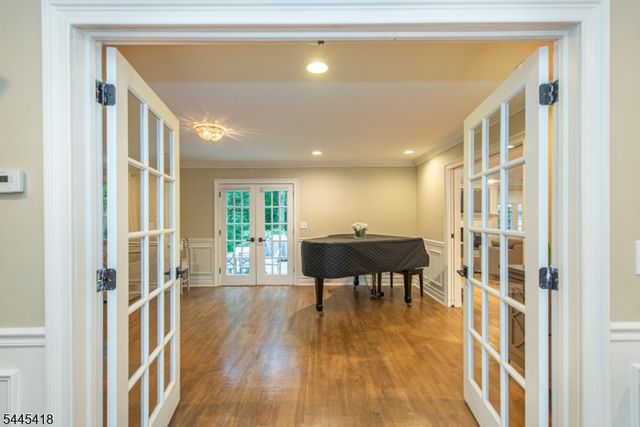 38 Valley View Ave, Summit City, NJ 07901