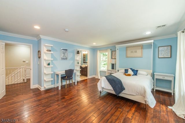 38 Valley View Ave, Summit City, NJ 07901