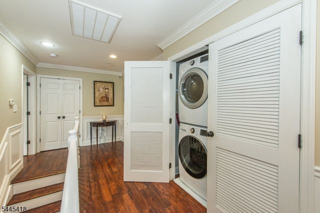 38 Valley View Ave, Summit City, NJ 07901