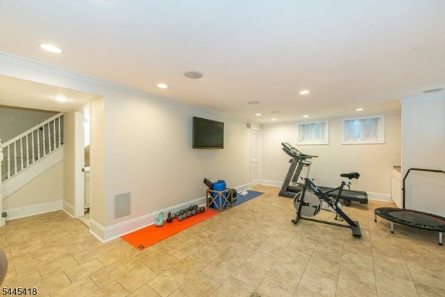 38 Valley View Ave, Summit City, NJ 07901