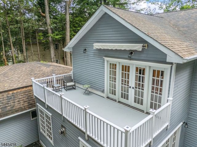 38 Valley View Ave, Summit City, NJ 07901