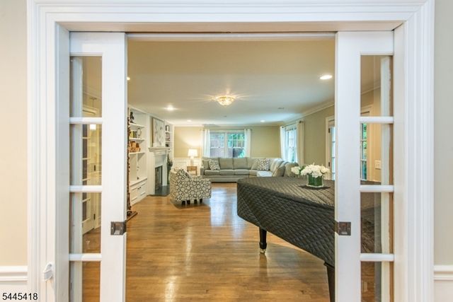 38 Valley View Ave, Summit City, NJ 07901