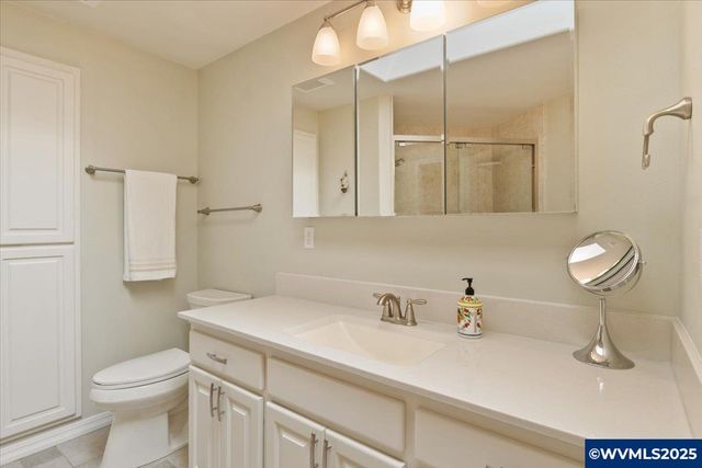 6359 Crampton Dr N Dr, Keizer, OR 97303