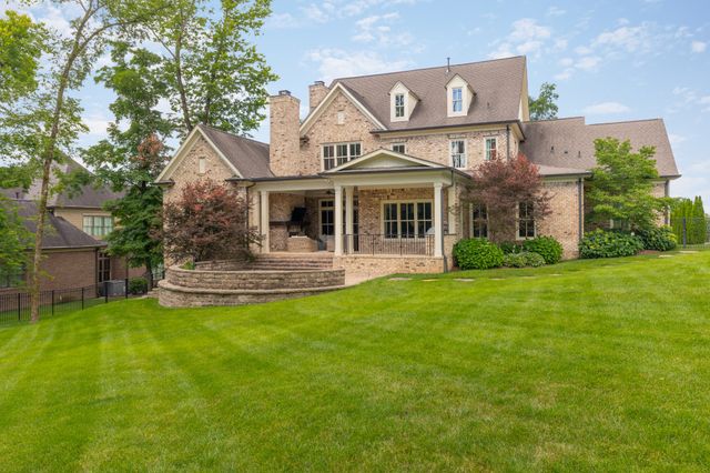 1802 Morgan Farms Way, Brentwood, TN 37027