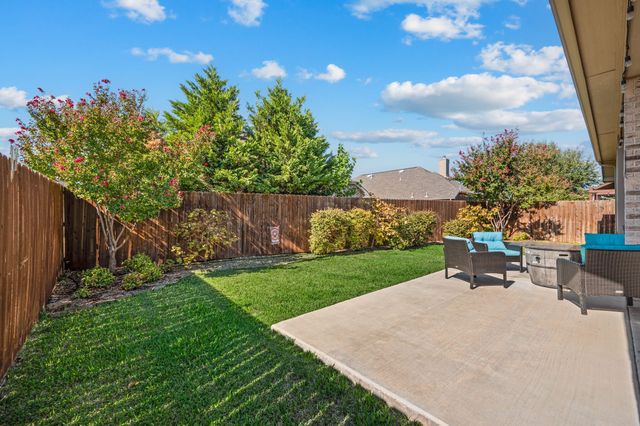 613 Ricochet Drive, Fort Worth, TX 76131