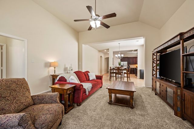 613 Ricochet Drive, Fort Worth, TX 76131