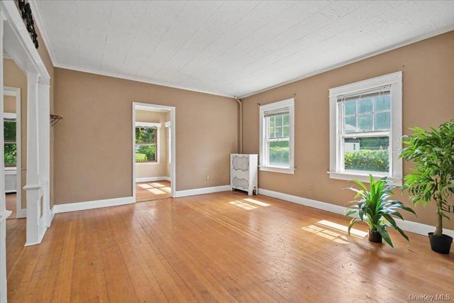 35 Orchard Place, Beacon, NY 12508