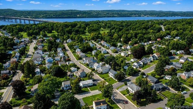 35 Orchard Place, Beacon, NY 12508