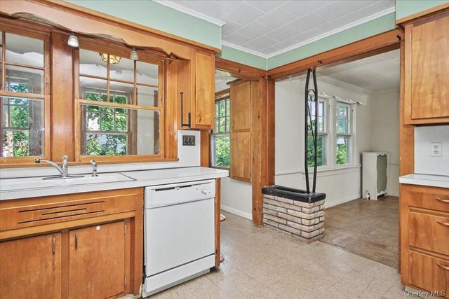 35 Orchard Place, Beacon, NY 12508