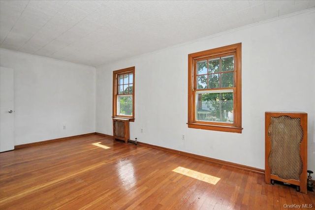 35 Orchard Place, Beacon, NY 12508