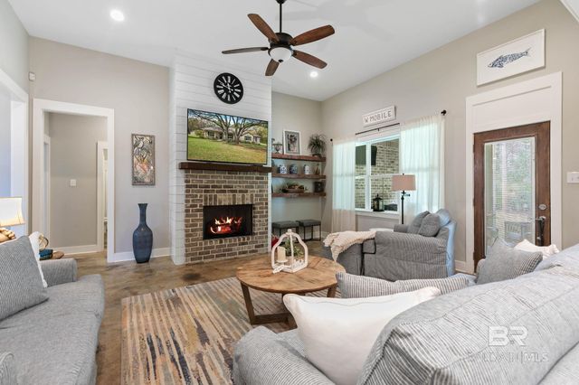 4243 Oak Court N, Mobile, AL 36695