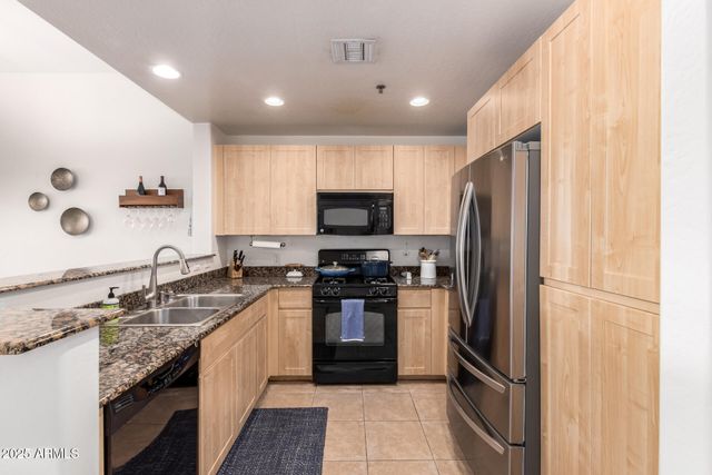 16 W ENCANTO Boulevard 514, Phoenix, AZ 85003