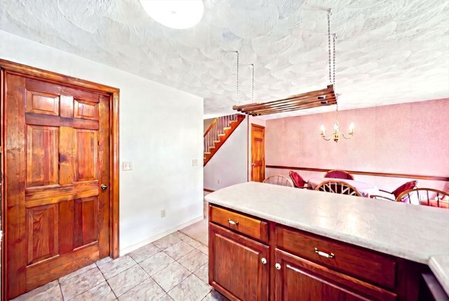 754 Wellman Ave 754, Chelmsford, MA 01863