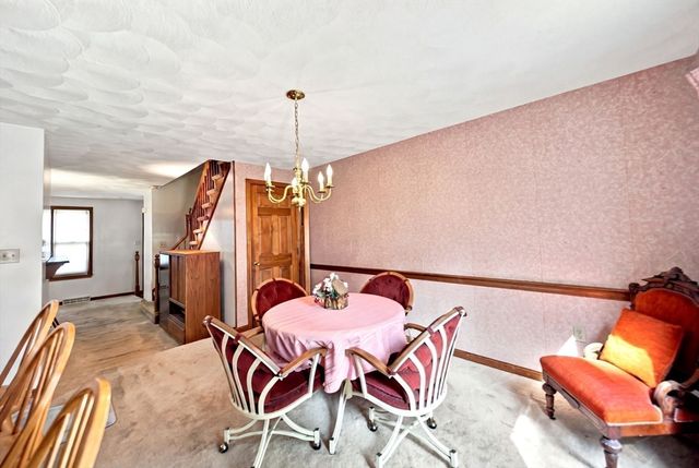 754 Wellman Ave 754, Chelmsford, MA 01863