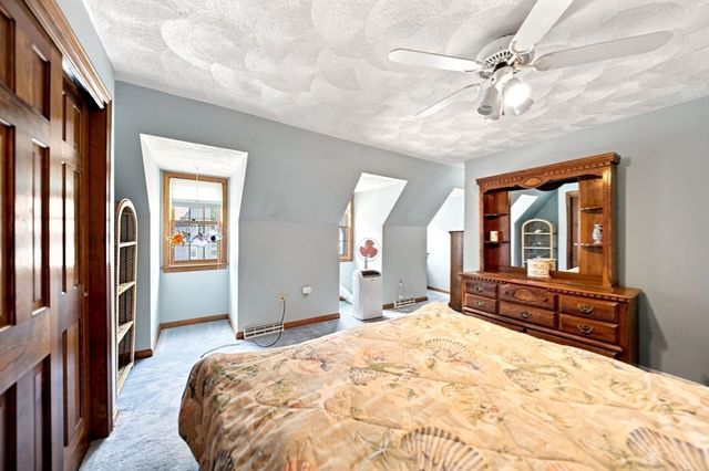 754 Wellman Ave 754, Chelmsford, MA 01863