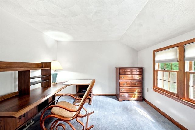 754 Wellman Ave 754, Chelmsford, MA 01863