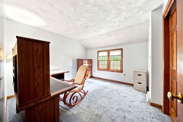 754 Wellman Ave 754, Chelmsford, MA 01863