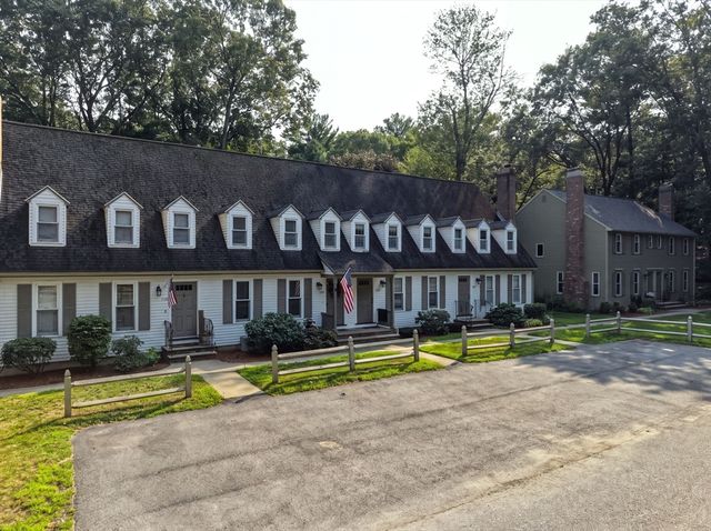 754 Wellman Ave 754, Chelmsford, MA 01863