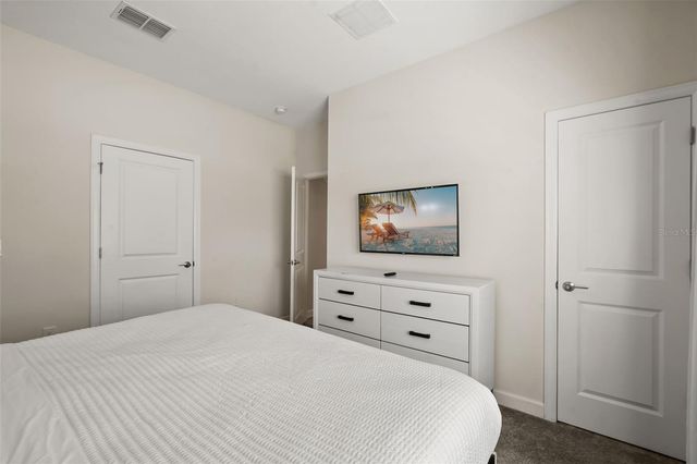 374 OCEAN COURSE AVENUE, Davenport, FL 33896