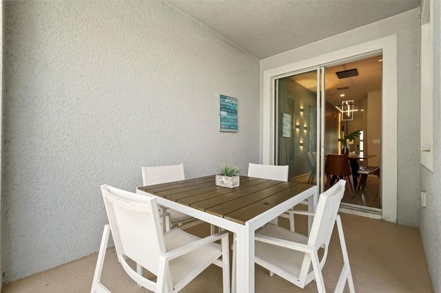 374 OCEAN COURSE AVENUE, Davenport, FL 33896