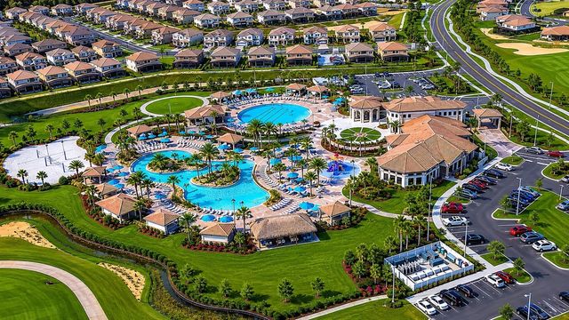 374 OCEAN COURSE AVENUE, Davenport, FL 33896