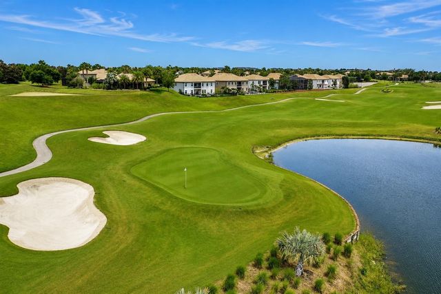 374 OCEAN COURSE AVENUE, Davenport, FL 33896