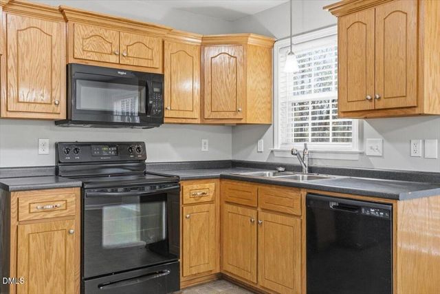 633 Sunray Drive, Clayton, NC 27520