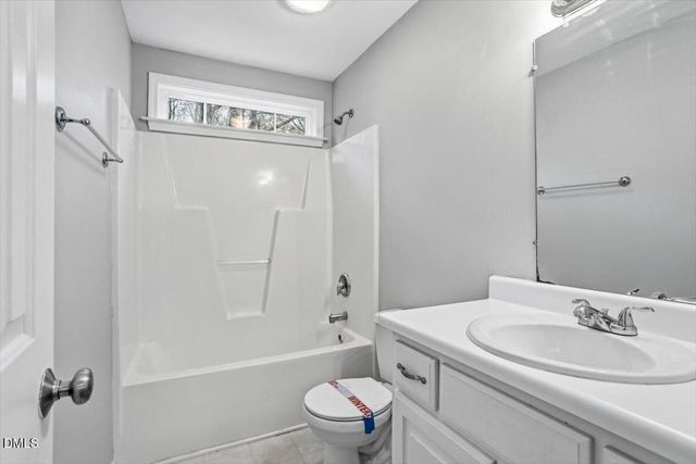 633 Sunray Drive, Clayton, NC 27520