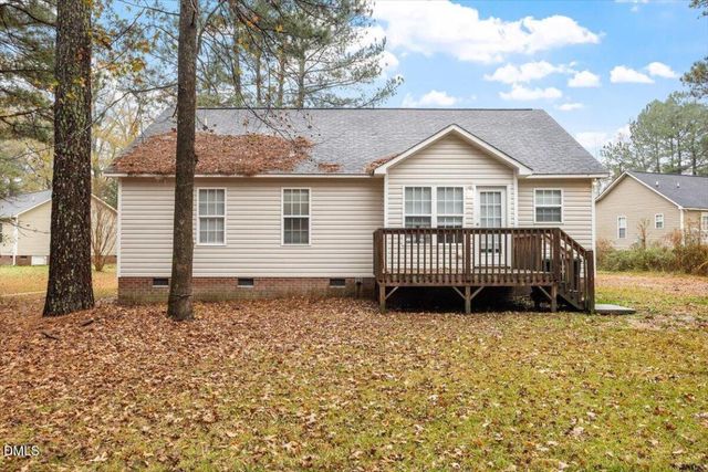 633 Sunray Drive, Clayton, NC 27520