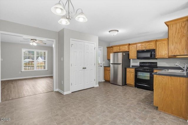 633 Sunray Drive, Clayton, NC 27520