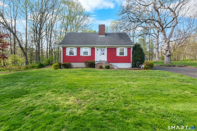 27 Valley Road, Shelton, CT 06484